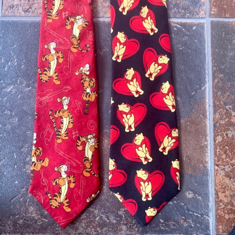 Disney Pooh & Tigger Tie Set - Red & Black